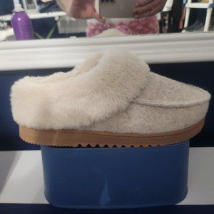Pink Dearfoam Slippers w Fur and Hard Sole